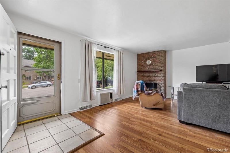 7711 Glasgow Pl, Littleton, CO 80128