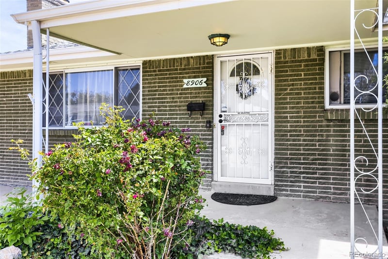 8906 Oakwood St, Westminster, CO 80031