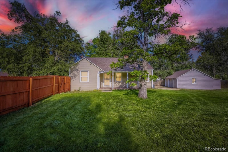 7050 5th Ave, Lakewood, CO 80226