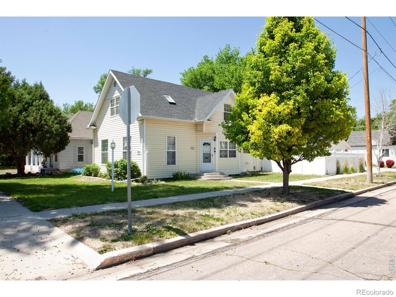 204 Park St, Sterling, CO 80751