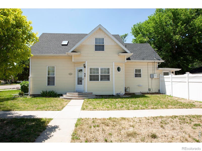 204 Park St, Sterling, CO 80751
