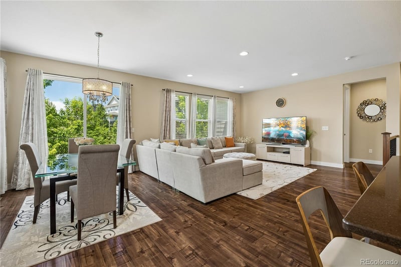 24347 Long Dr, Aurora, CO 80016