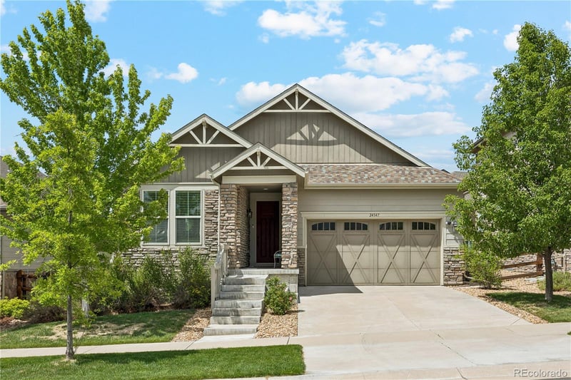 24347 Long Dr, Aurora, CO 80016