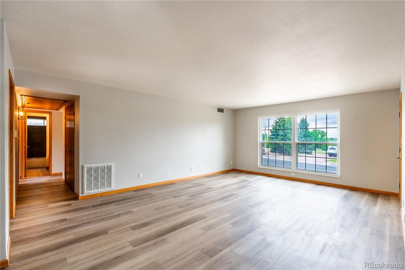 2902 Airport Rd #204, Colorado Springs, CO 80910