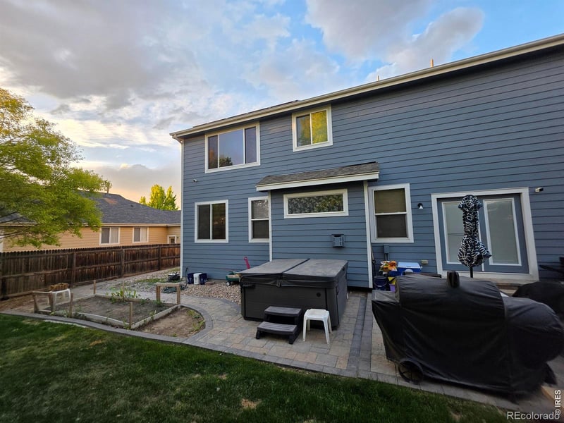 1734 Wood Duck Dr, Johnstown, CO 80534