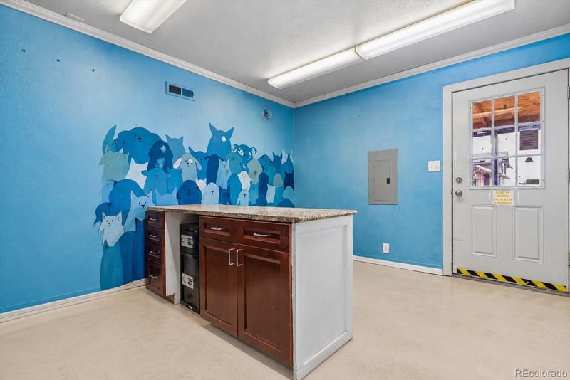 22351 Bayaud Ave, Aurora, CO 80018