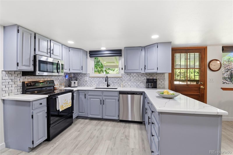 11039 Colorado Dr, Aurora, CO 80012