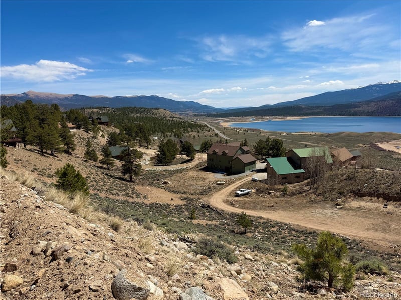 426 La Plata Peak Dr, Twin Lakes, CO 81251