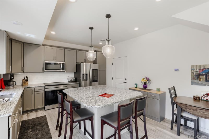 10104 Yampa Ct, Commerce City, CO 80022