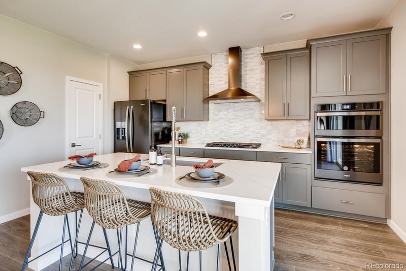 46430 Heritage Ave, Bennett, CO 80102
