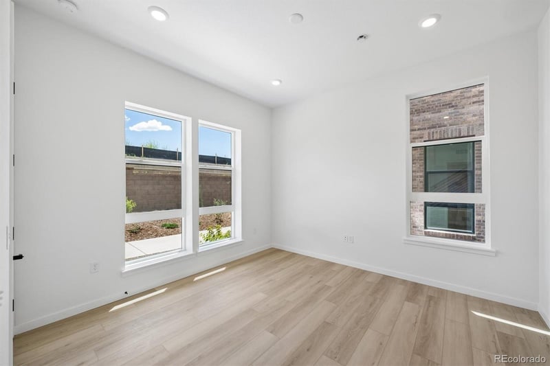11463 Briarwood Cir, Centennial, CO 80112