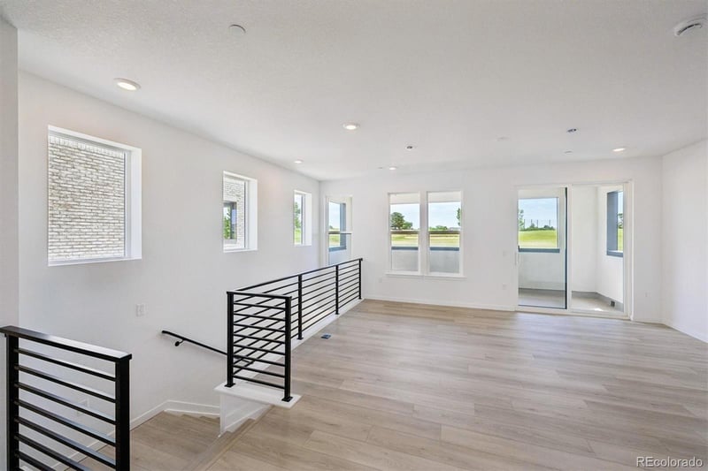 11463 Briarwood Cir, Centennial, CO 80112