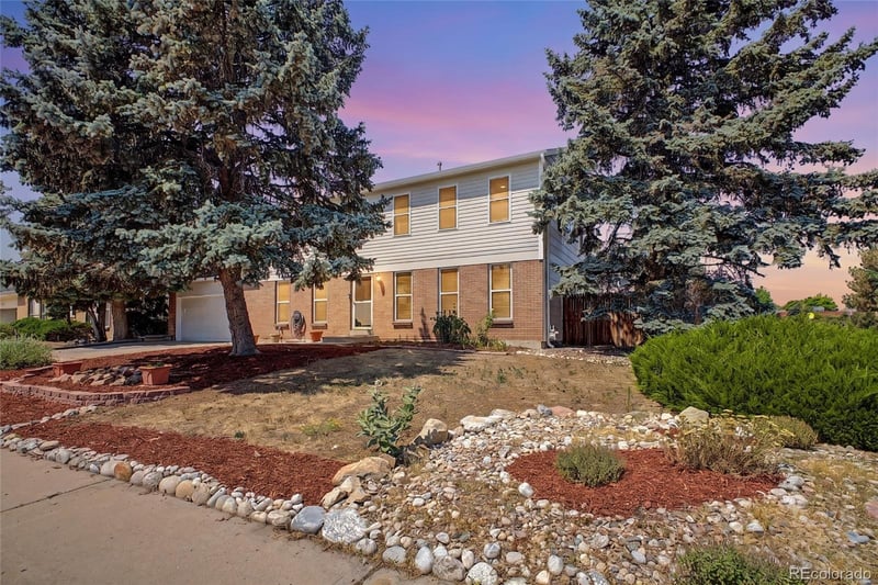 2405 S Granby Way, Aurora, CO 80014