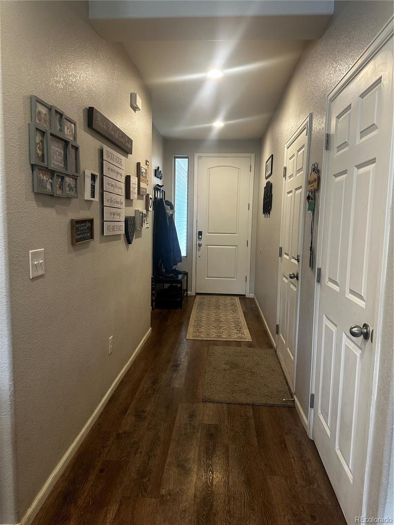 10562 Racine Cir, Commerce City, CO 80022