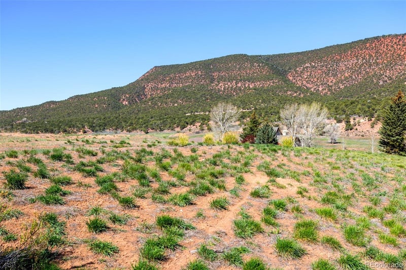 375 Red Fox Dr, Gypsum, CO 81637