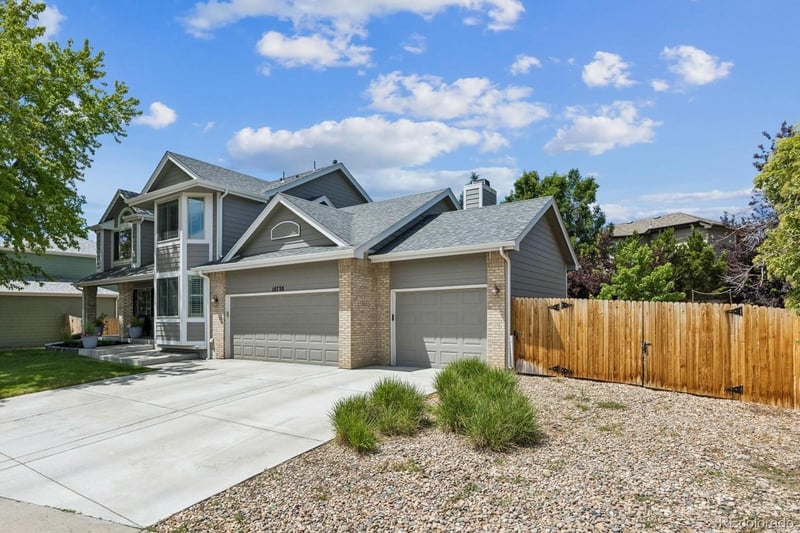 10738 W Roxbury Ave, Littleton, CO 80127