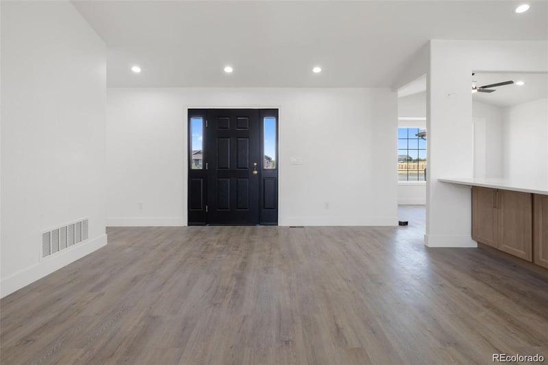 731 Shoshone St, Strasburg, CO 80136