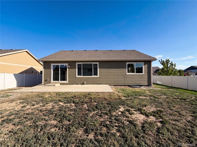 948 Scotch Pine Dr, Windsor, CO 80550