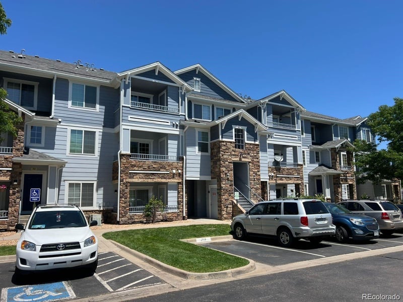 5255 Memphis St #712, Denver, CO 80239