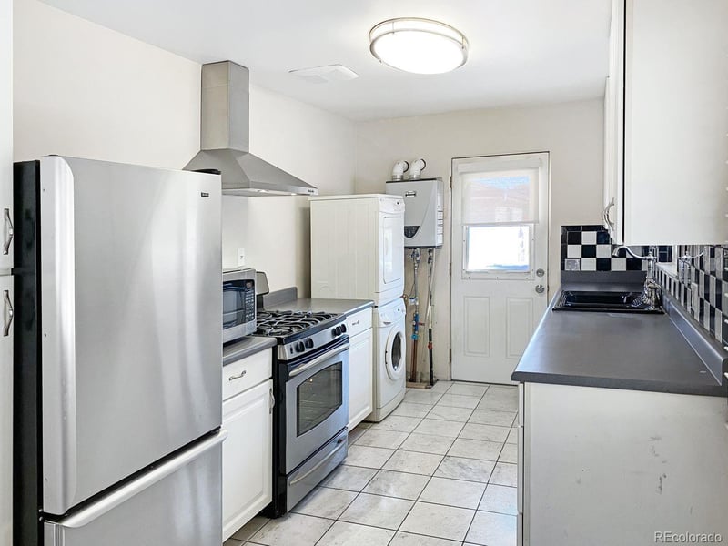4336 Acoma St, Englewood, CO 80110