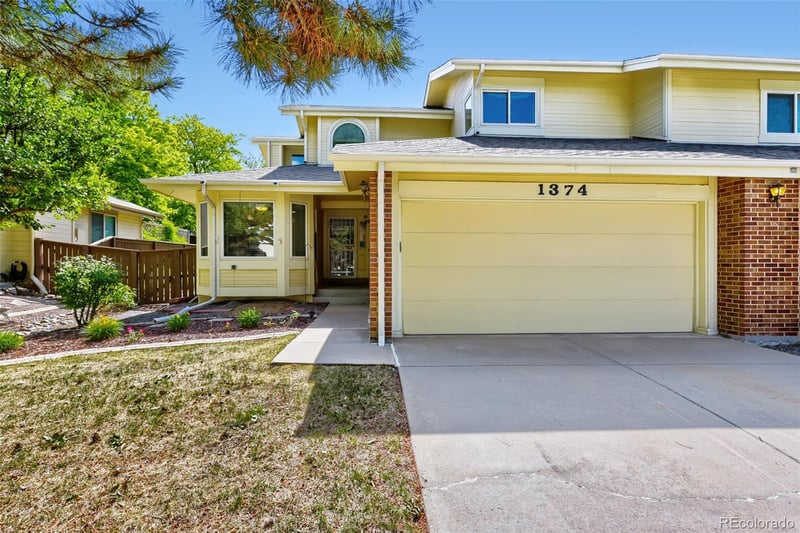 1374 Briar Cir, Littleton, CO 80126