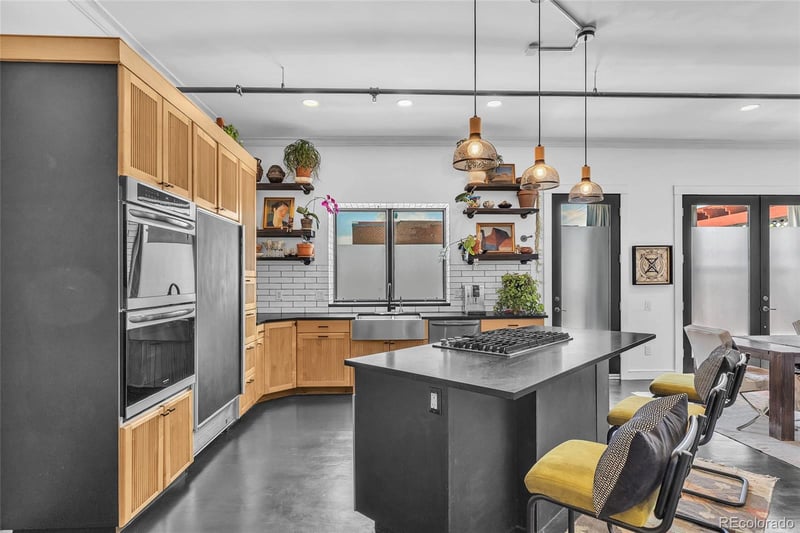 800 W 8th Ave #201, Denver, CO 80204