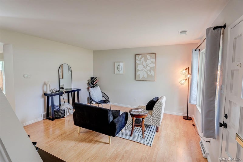 582 Xenon Ct, Lakewood, CO 80228