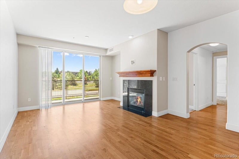 9019 E Panorama Cir #D120, Englewood, CO 80112