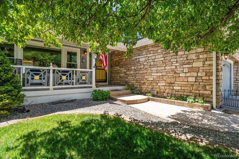 13970 W Cornell Ave, Lakewood, CO 80228