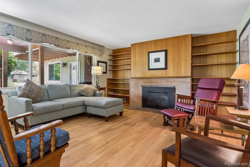8090 19th Ave, Lakewood, CO 80214