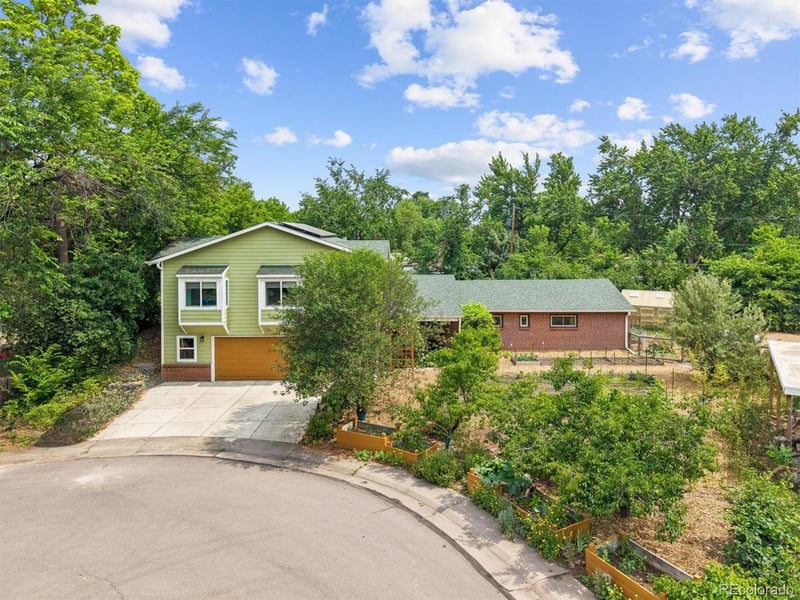 8090 19th Ave, Lakewood, CO 80214