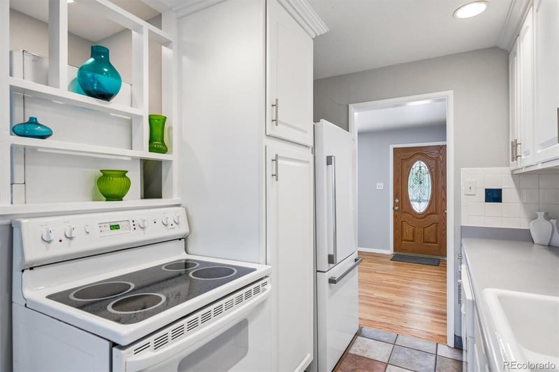 2689 Meade St, Denver, CO 80219