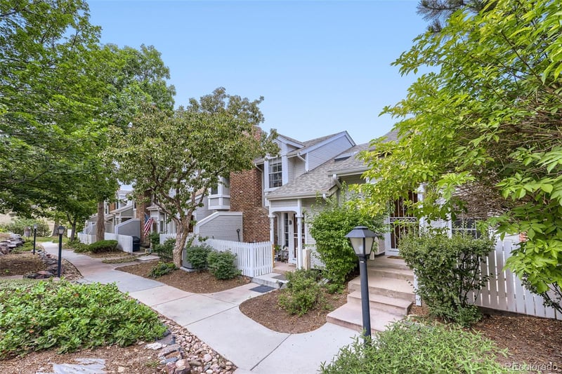 2878 Long Cir #A, Littleton, CO 80120