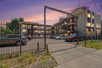 590 N Logan St #206, Denver, CO 80203