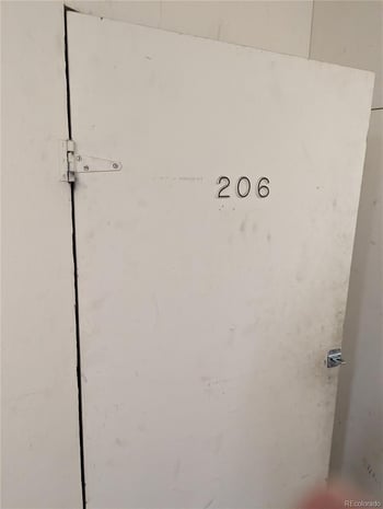 590 N Logan St #206, Denver, CO 80203