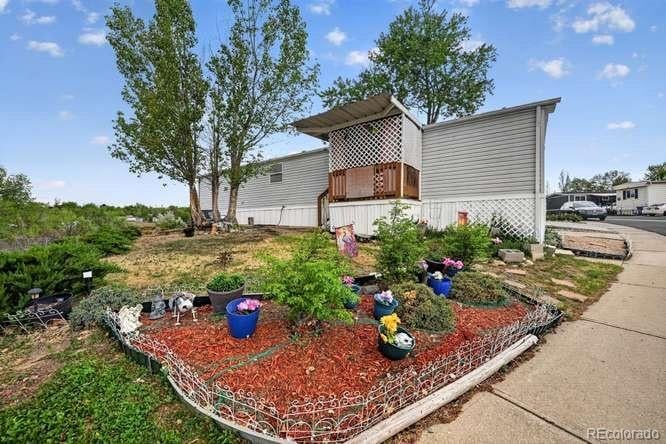 2100 100th Ave, Denver, CO 80260