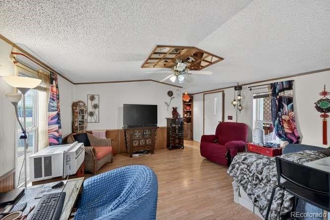 2100 100th Ave Lot 164, Denver, CO 80260