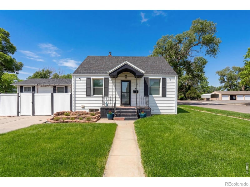 802 6th Ave, Sterling, CO 80751