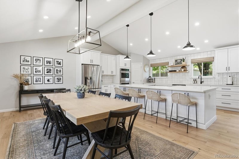 6068 S Locust Cir, Centennial, CO 80111