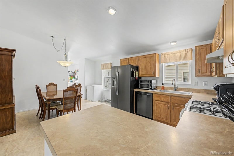 25 Zodiac St, Golden, CO 80401