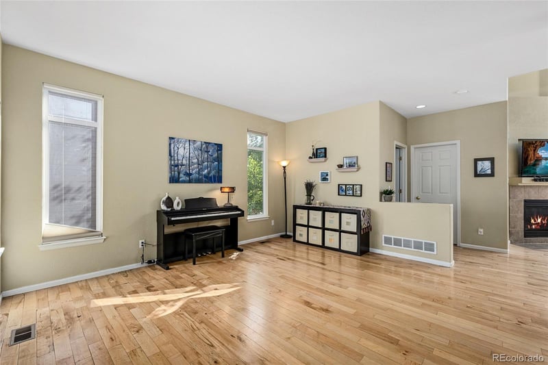 635 Golden Eagle Cir, Golden, CO 80401