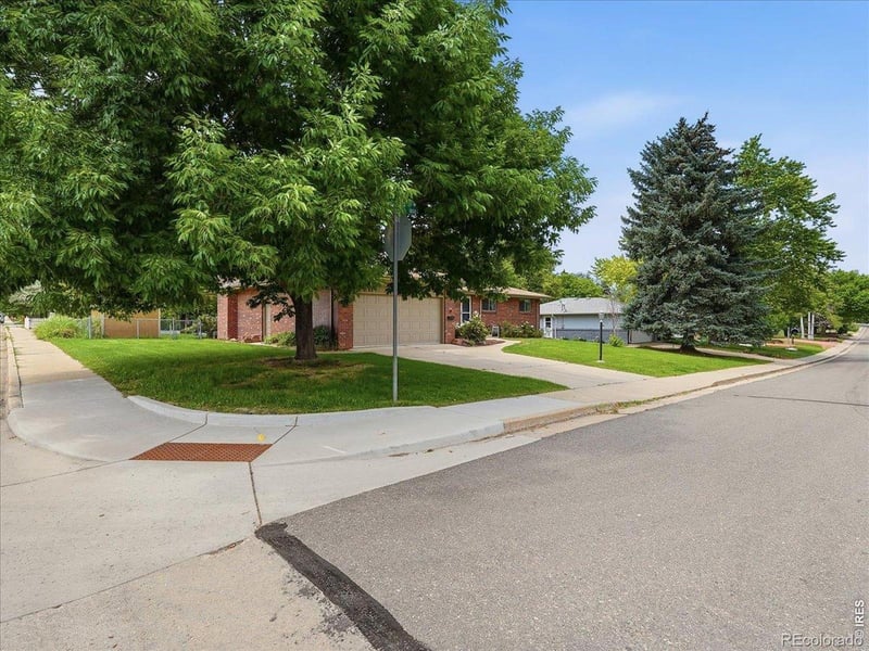 1805 Agate Ct, Loveland, CO 80538