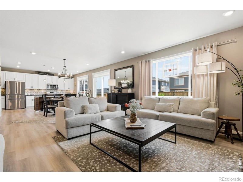 1008 Sugar Beet Cir, Longmont, CO 80501