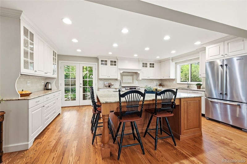 3056 E Hinsdale Ave, Centennial, CO 80122