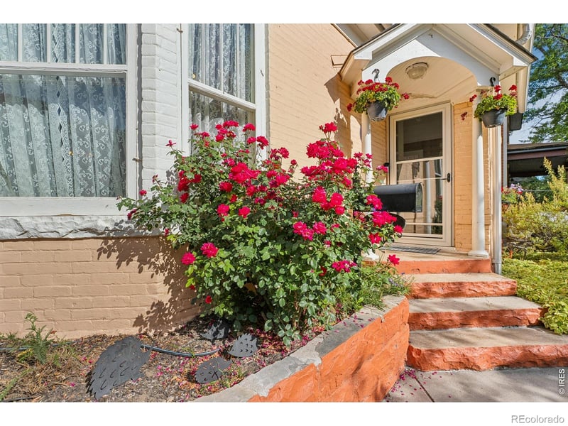837 Jefferson Ave, Loveland, CO 80537
