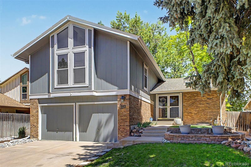 12120 Amherst Cir, Aurora, CO 80014