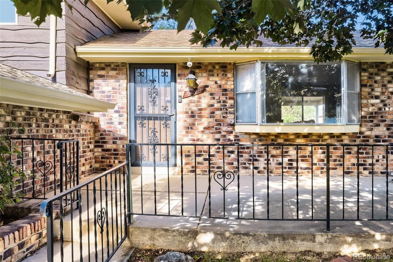 6140 Wright St, Arvada, CO 80004