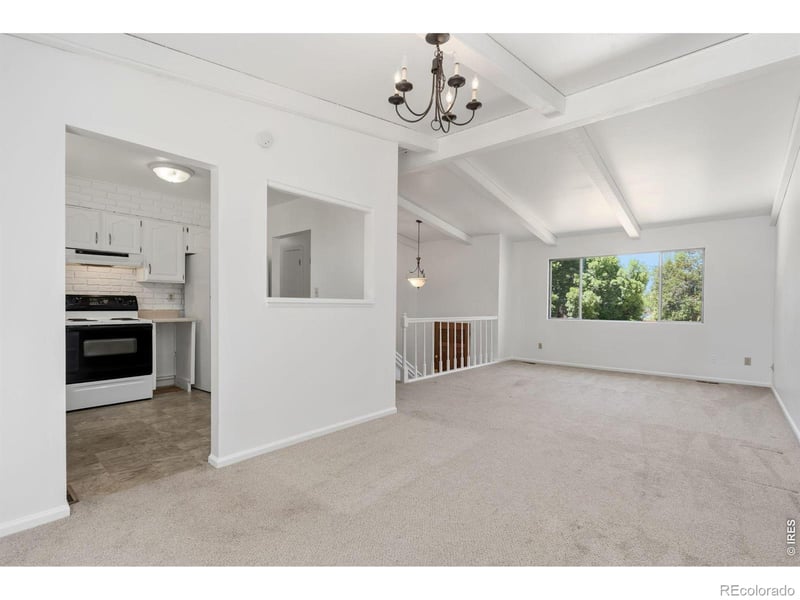 307 Bluebird Ct, Fort Collins, CO 80526