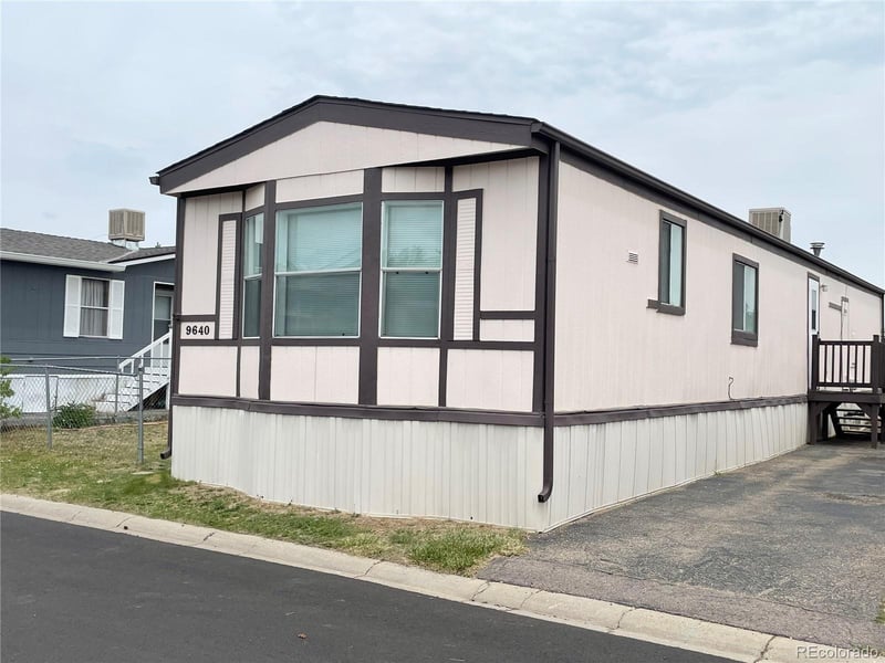 9640 Gull St, Federal Heights, CO 80260