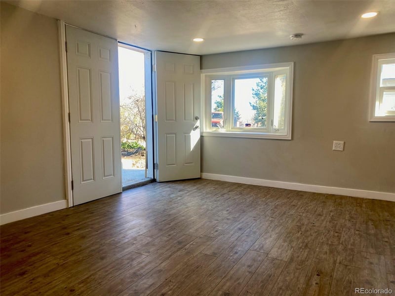 16680 W 11 Ave, Golden, CO 80401